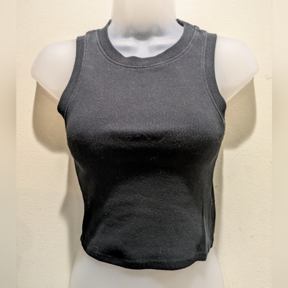 Forever 21 Classic Black Sleeveless Top Size S